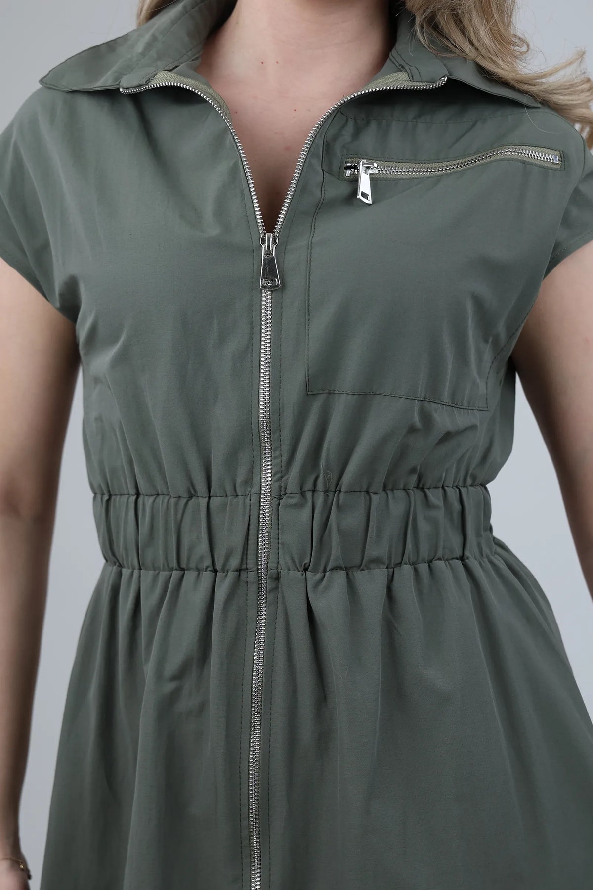 Fustan chic zippered front