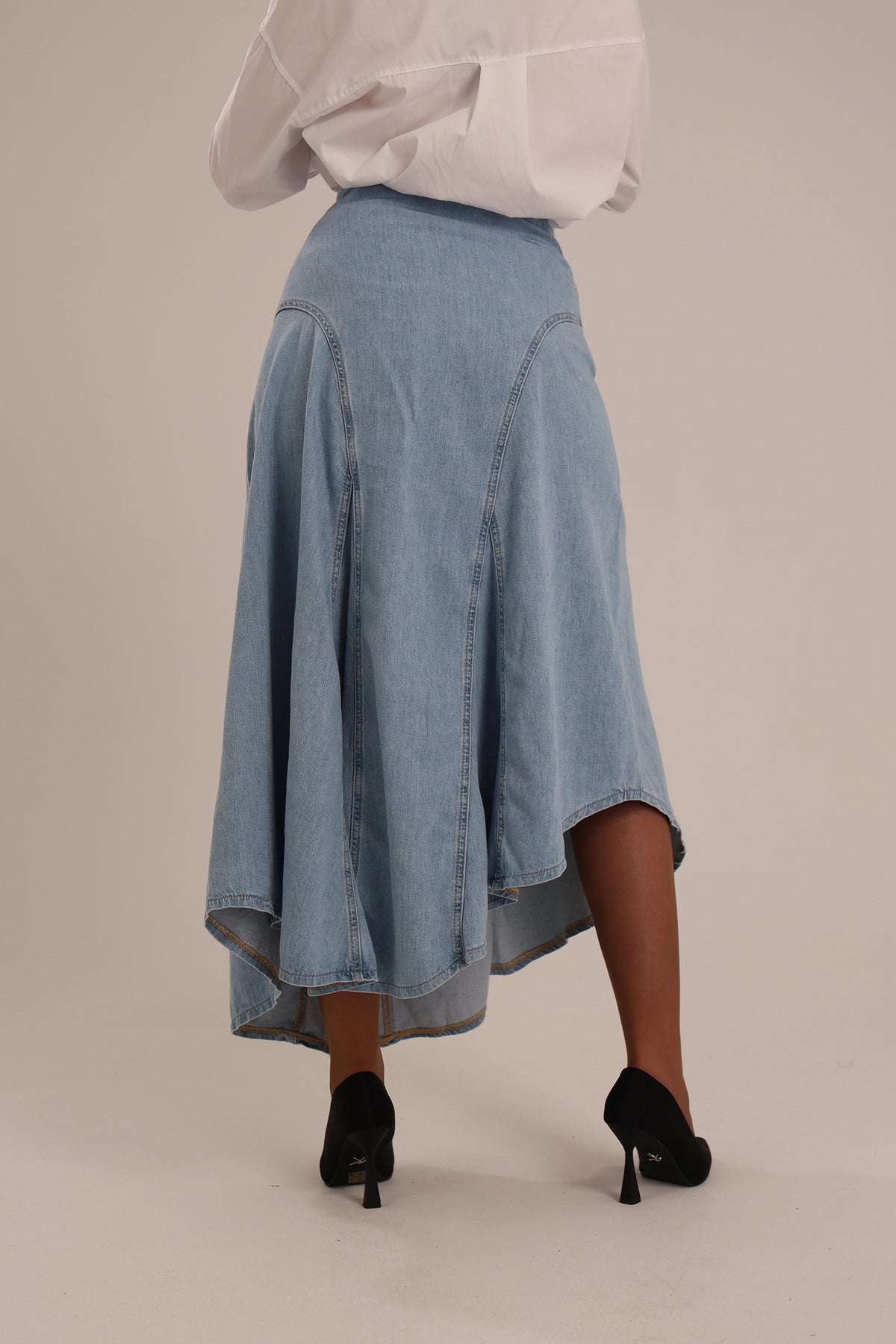 Fund asymmetric denim