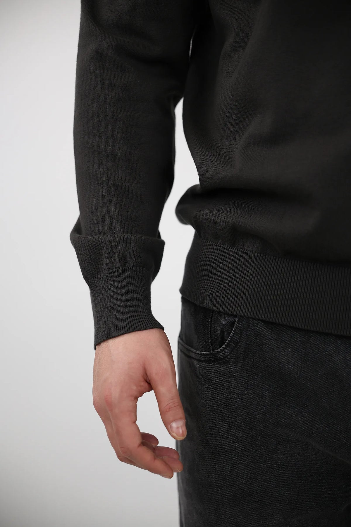 Xhemper mock neck