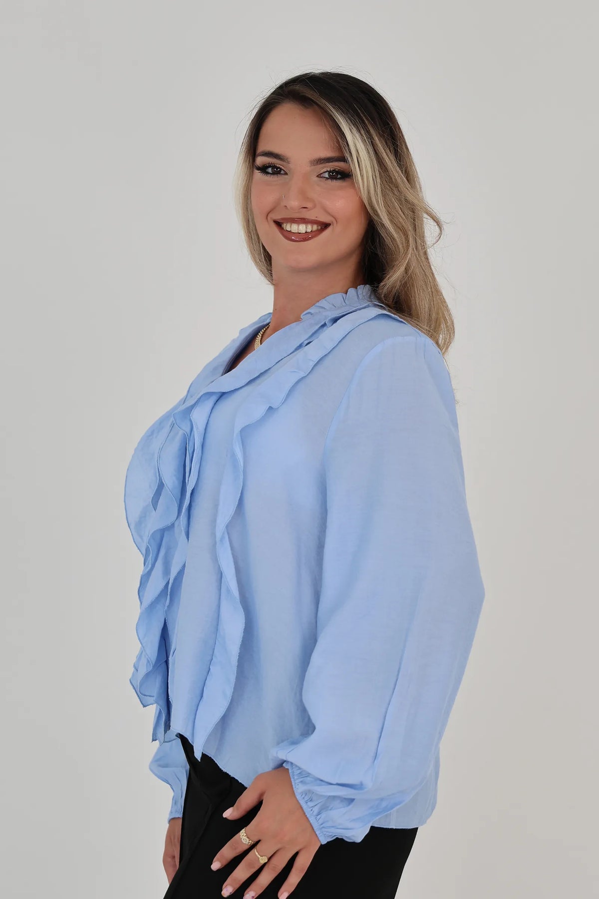 Kemishe dramatic ruffles