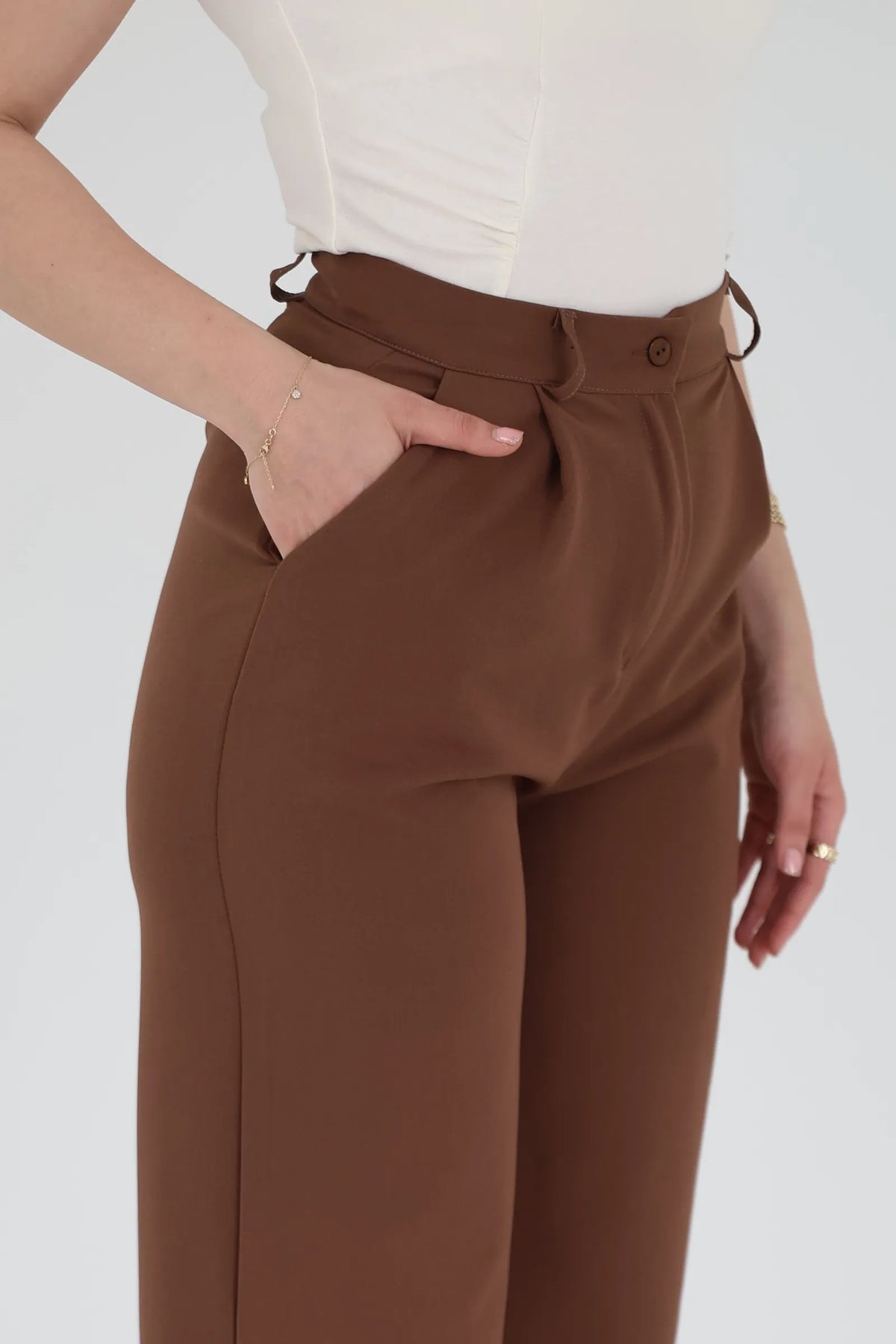 Pantallona wide leg