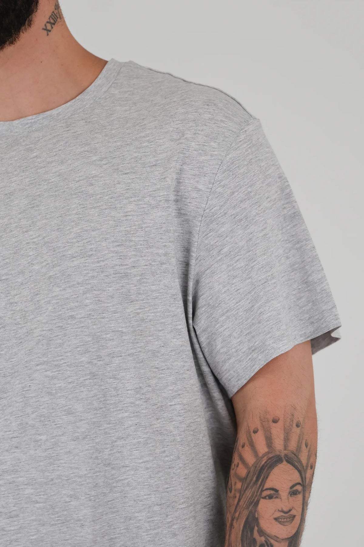 Maice under shirt