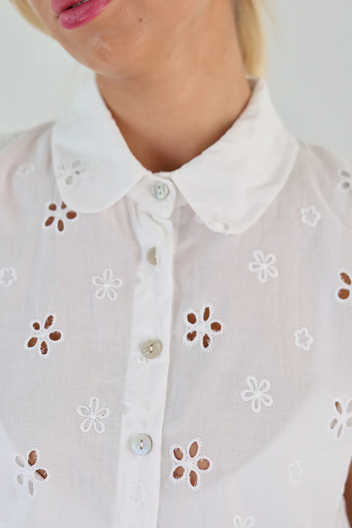 Kemishe floral eyelet