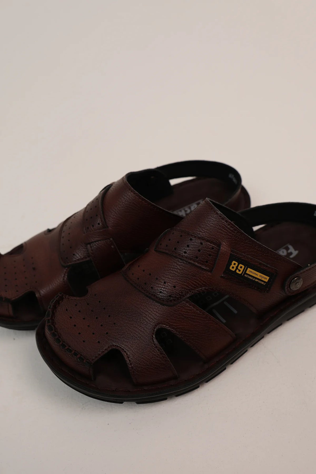 Sandale  closed toe