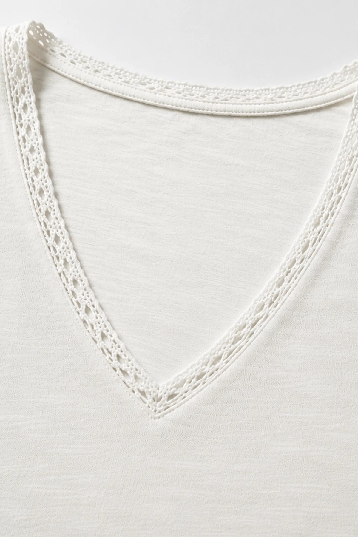 Maice v neck tee