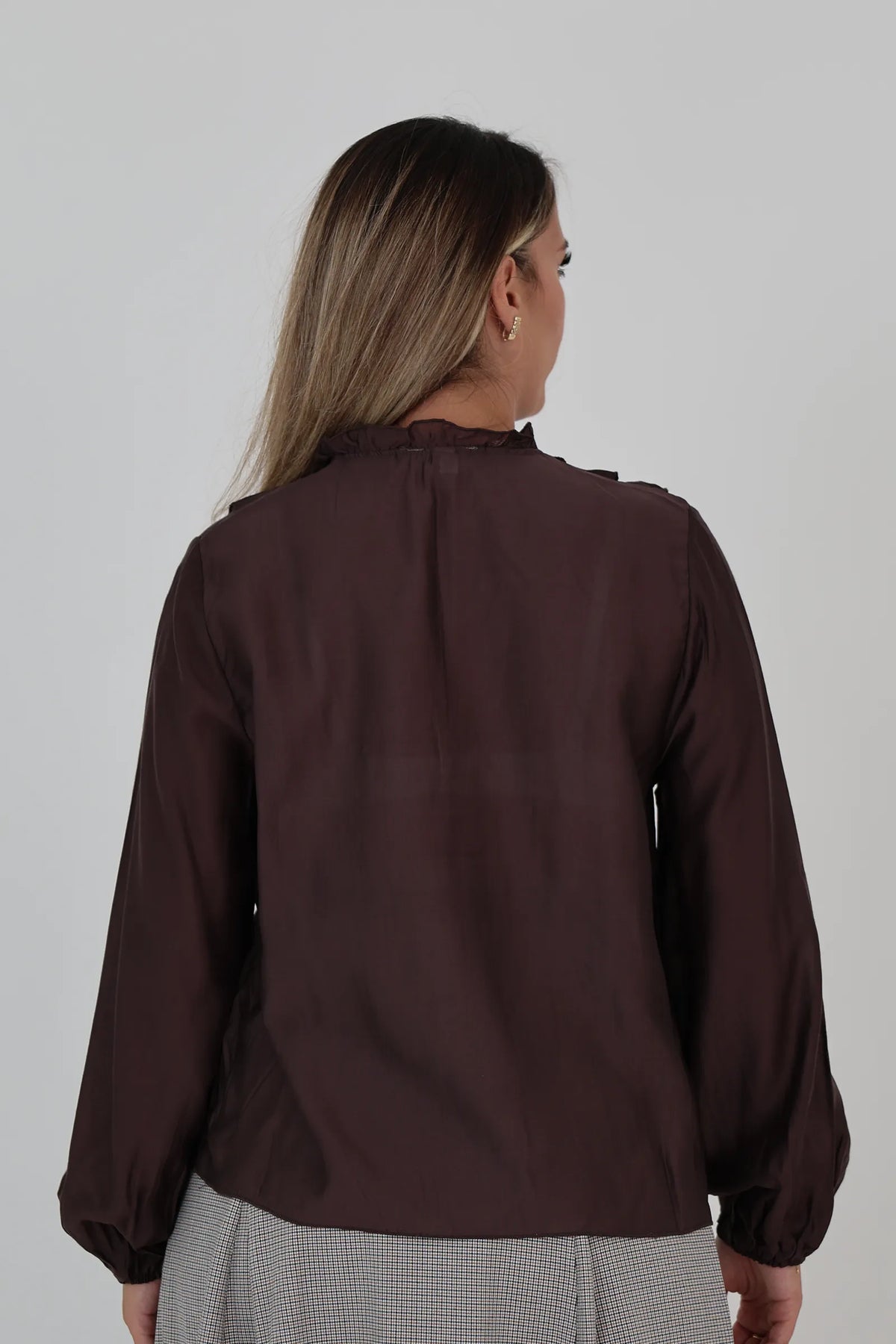 Kemishe dramatic ruffles