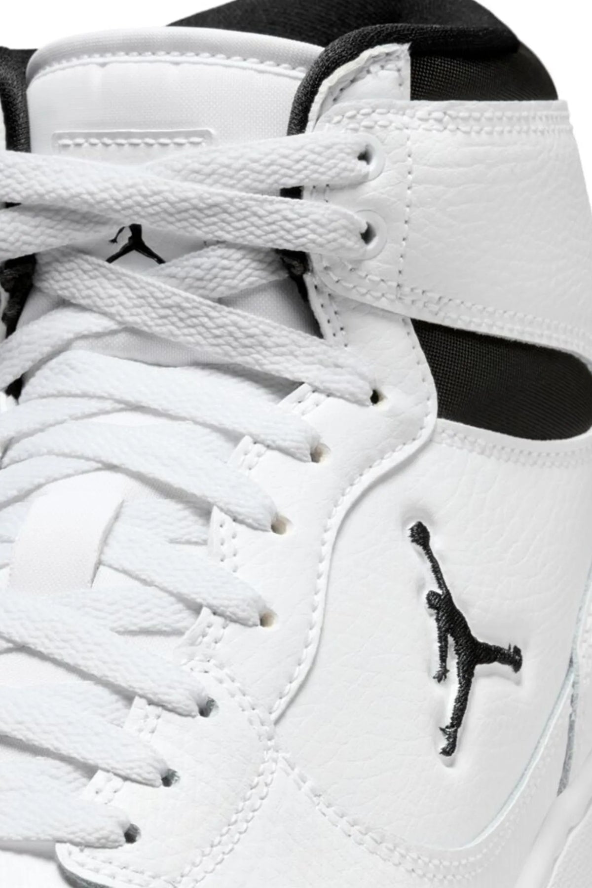 Jordan court connect mid IQ8289-100