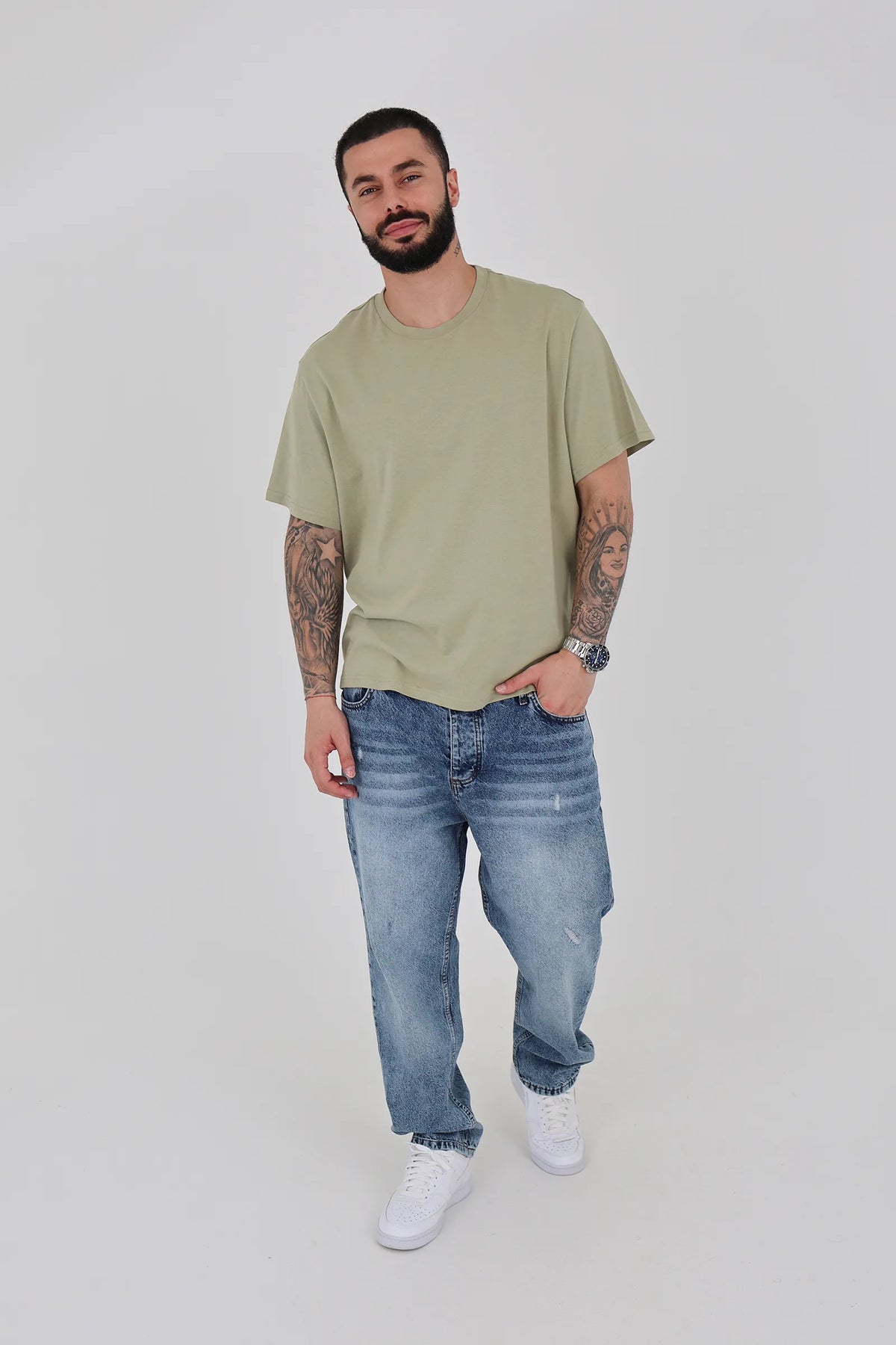 Maice under shirt