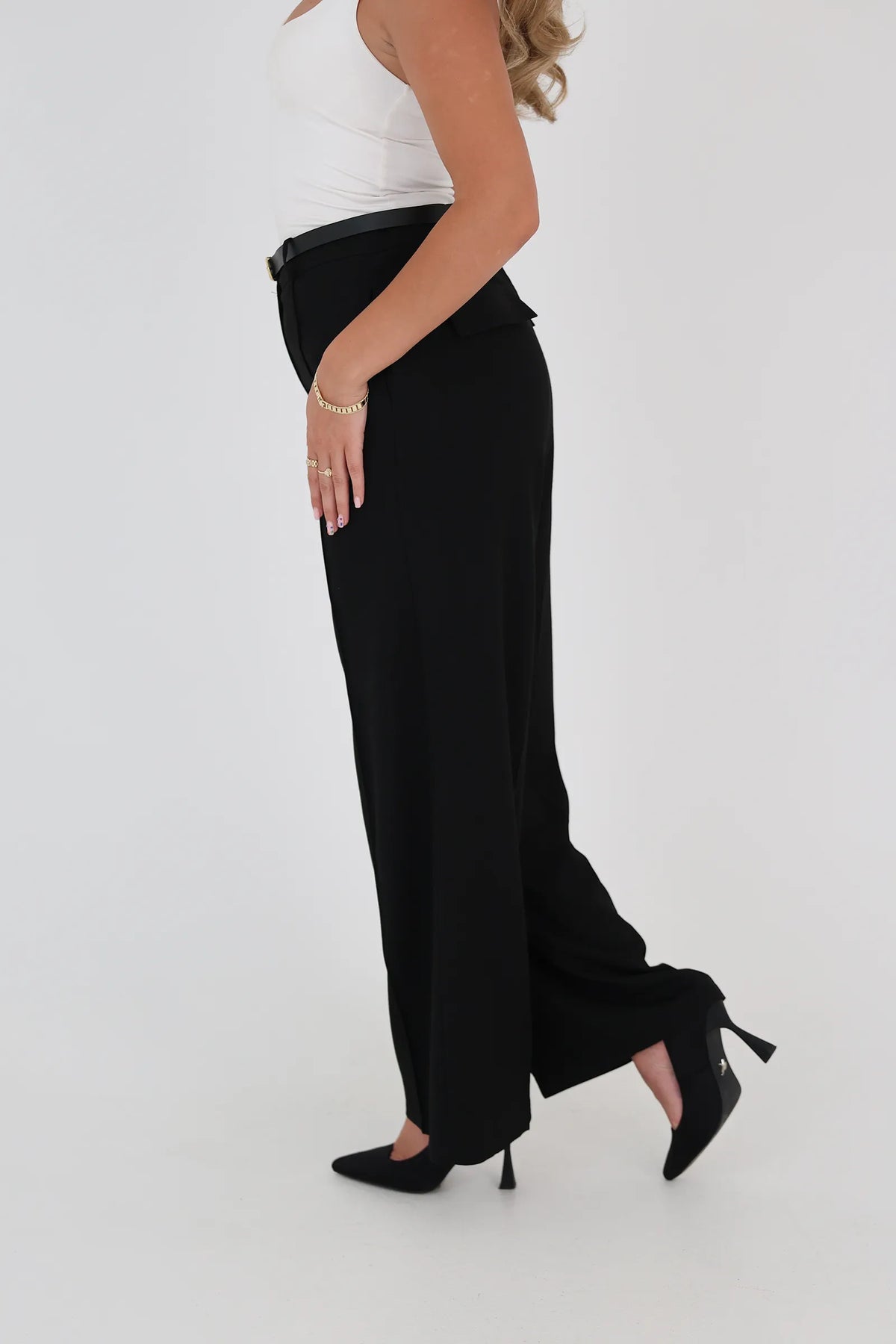 Pantallona with belt