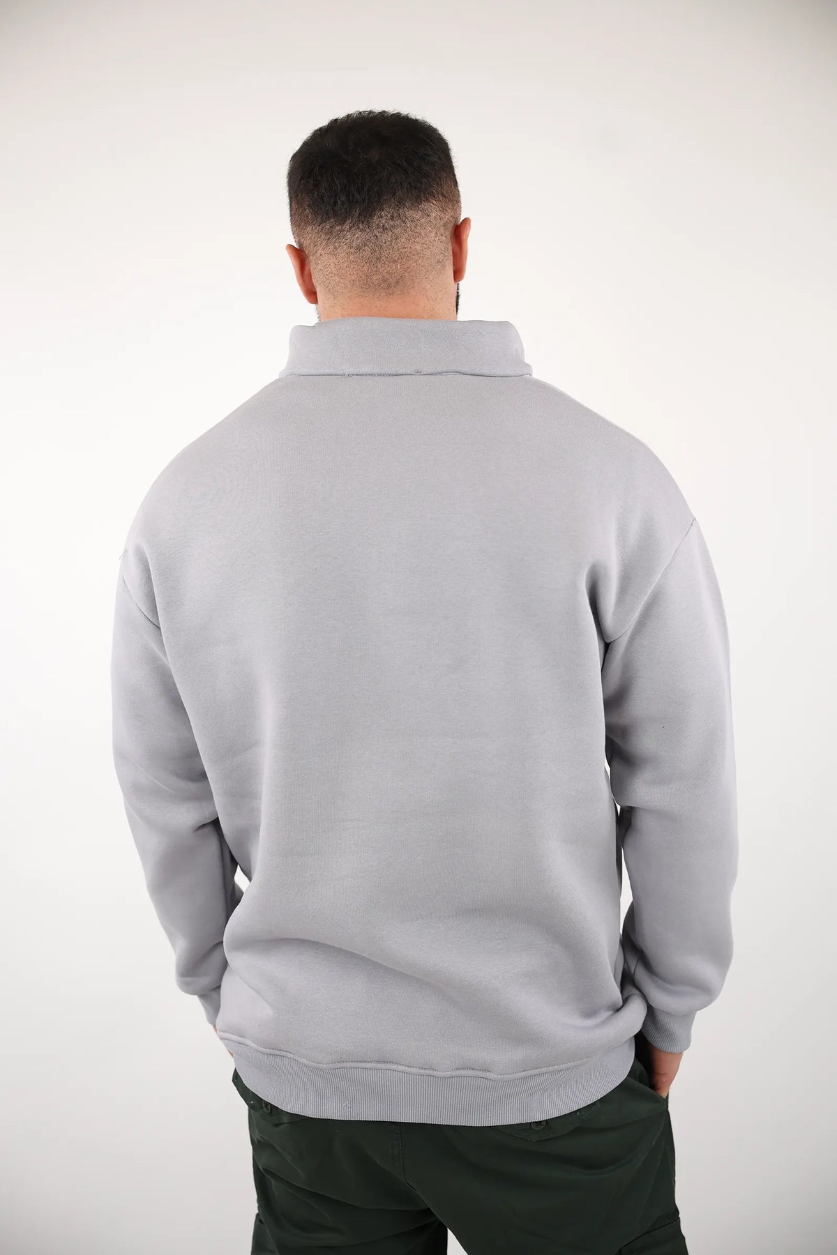 Duks Collar And Zipper