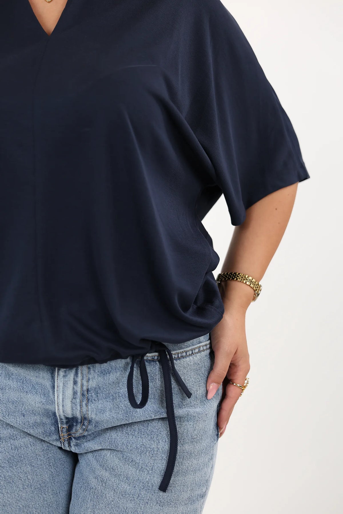 Maice v neck