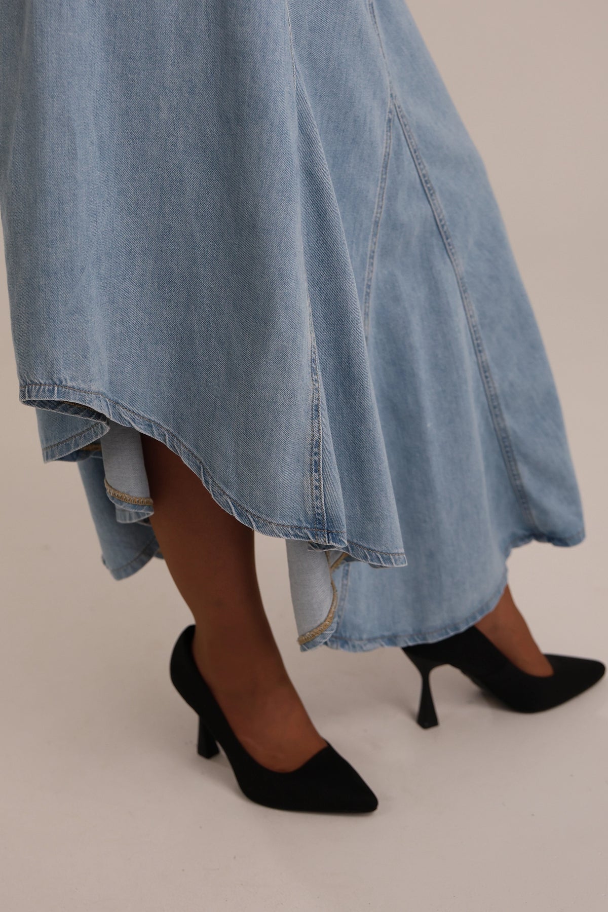 Fund asymmetric denim