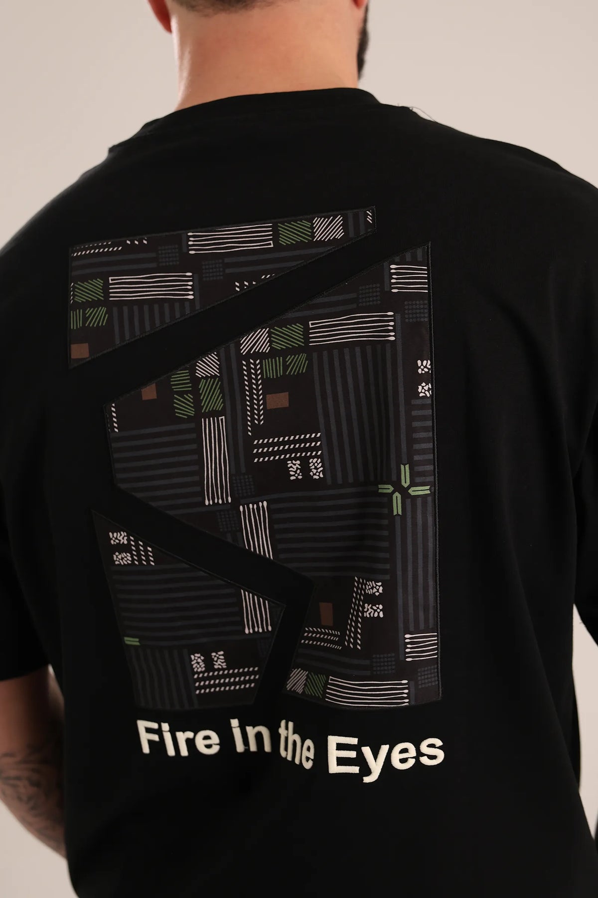 Maice fire in the eyes