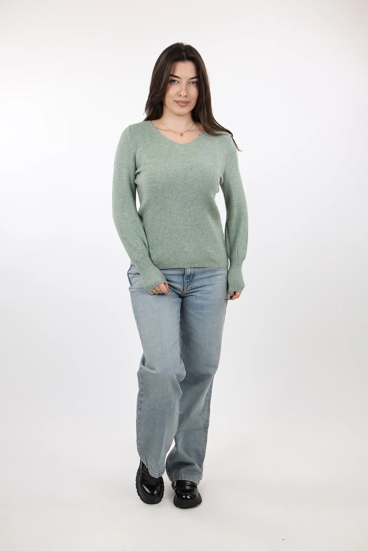 Xhemper chuba v-neck