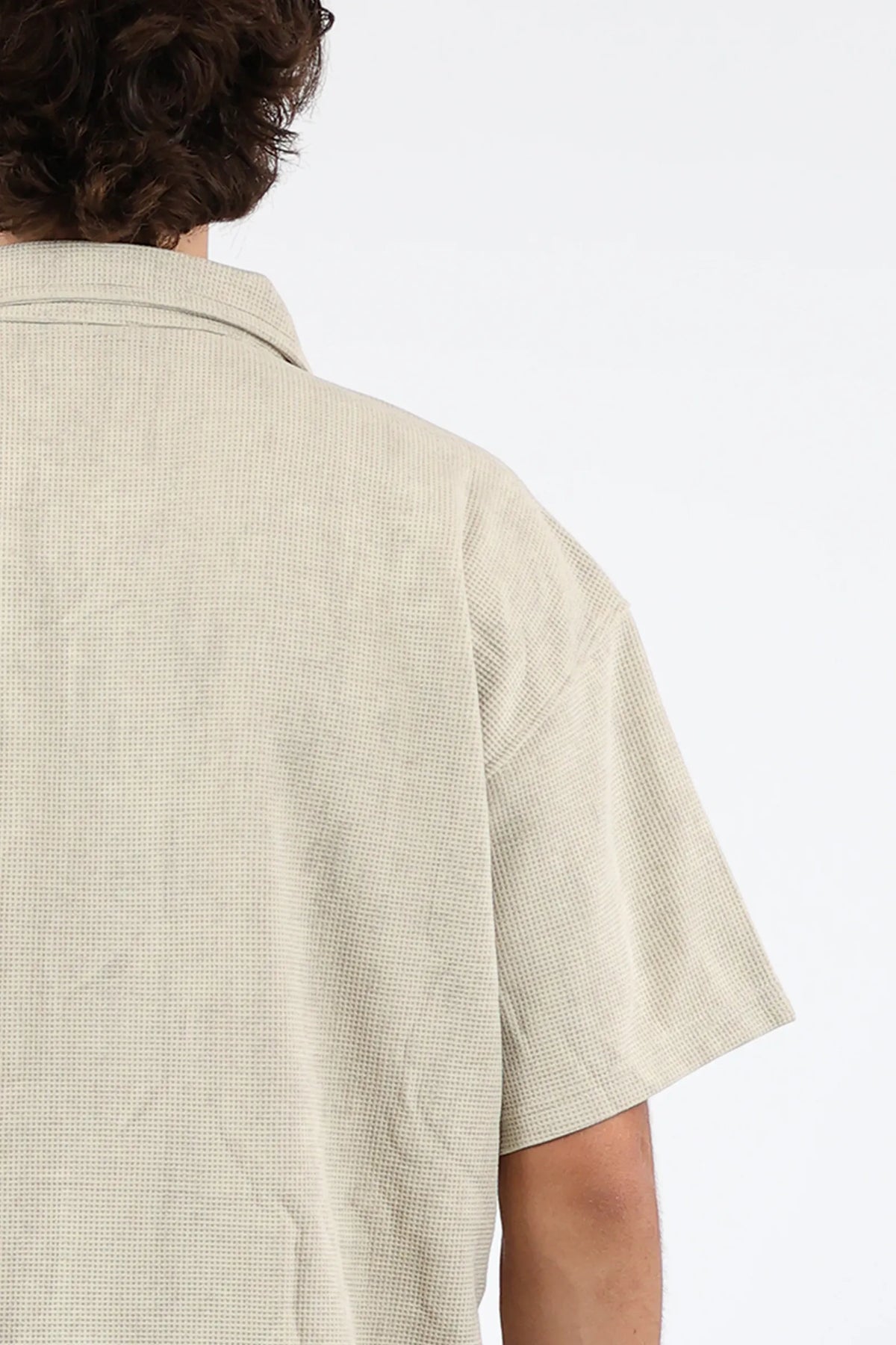 Kemishe cuban collar