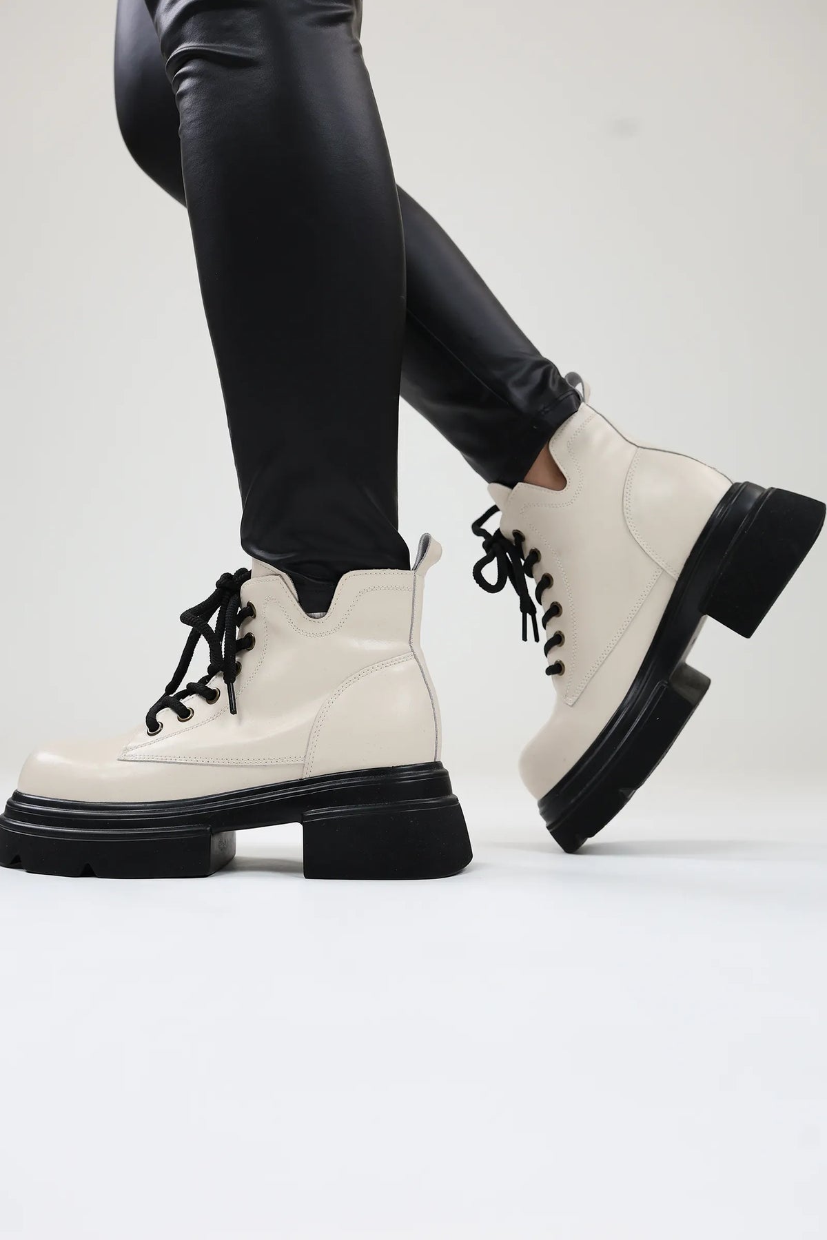 Çizme black laced