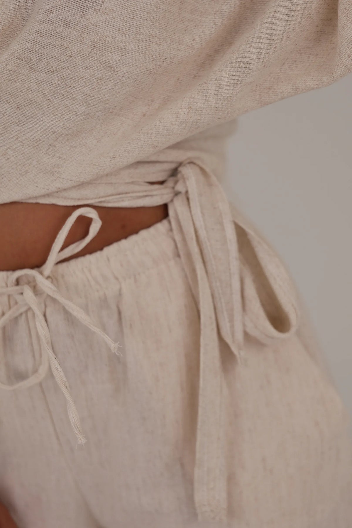 Pantallona linen basics