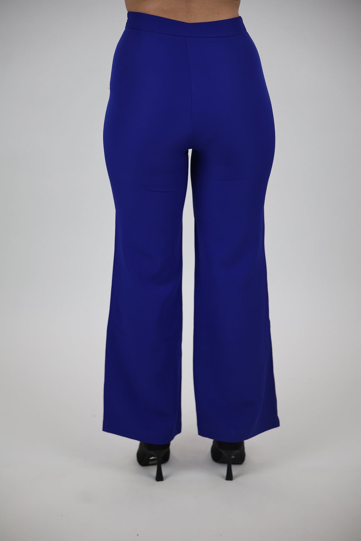Pantallona flare trousers