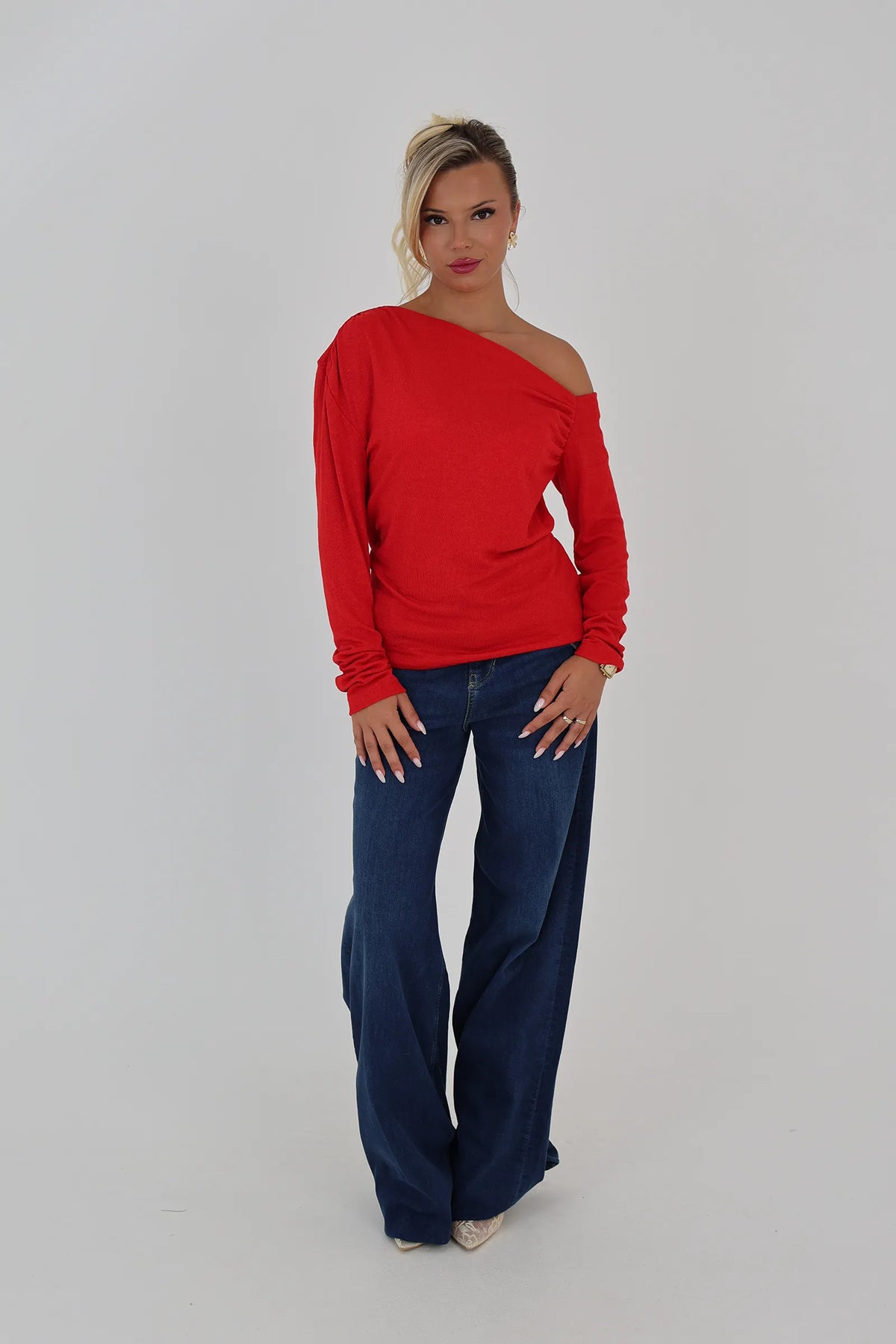 Bluze asymmetric neck