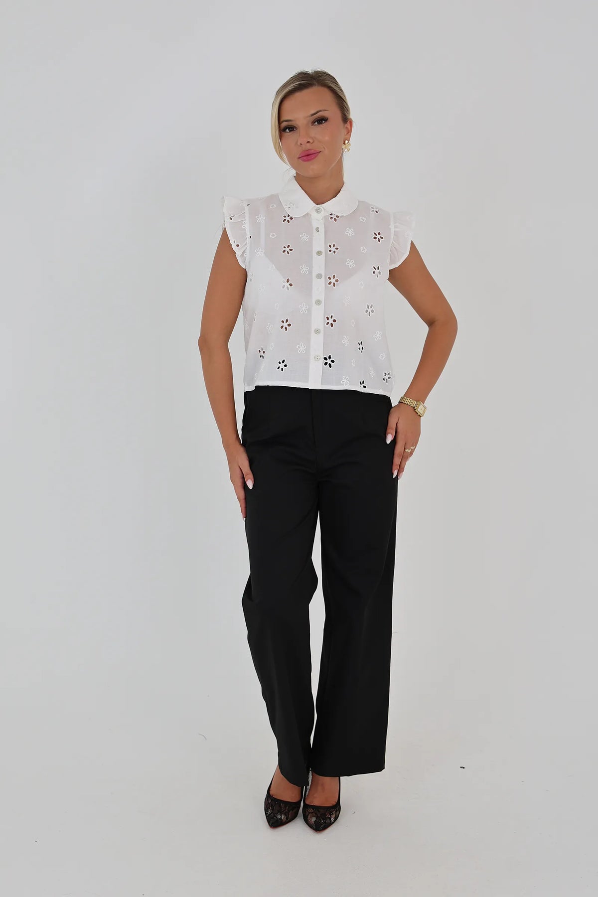 Kemishe floral eyelet