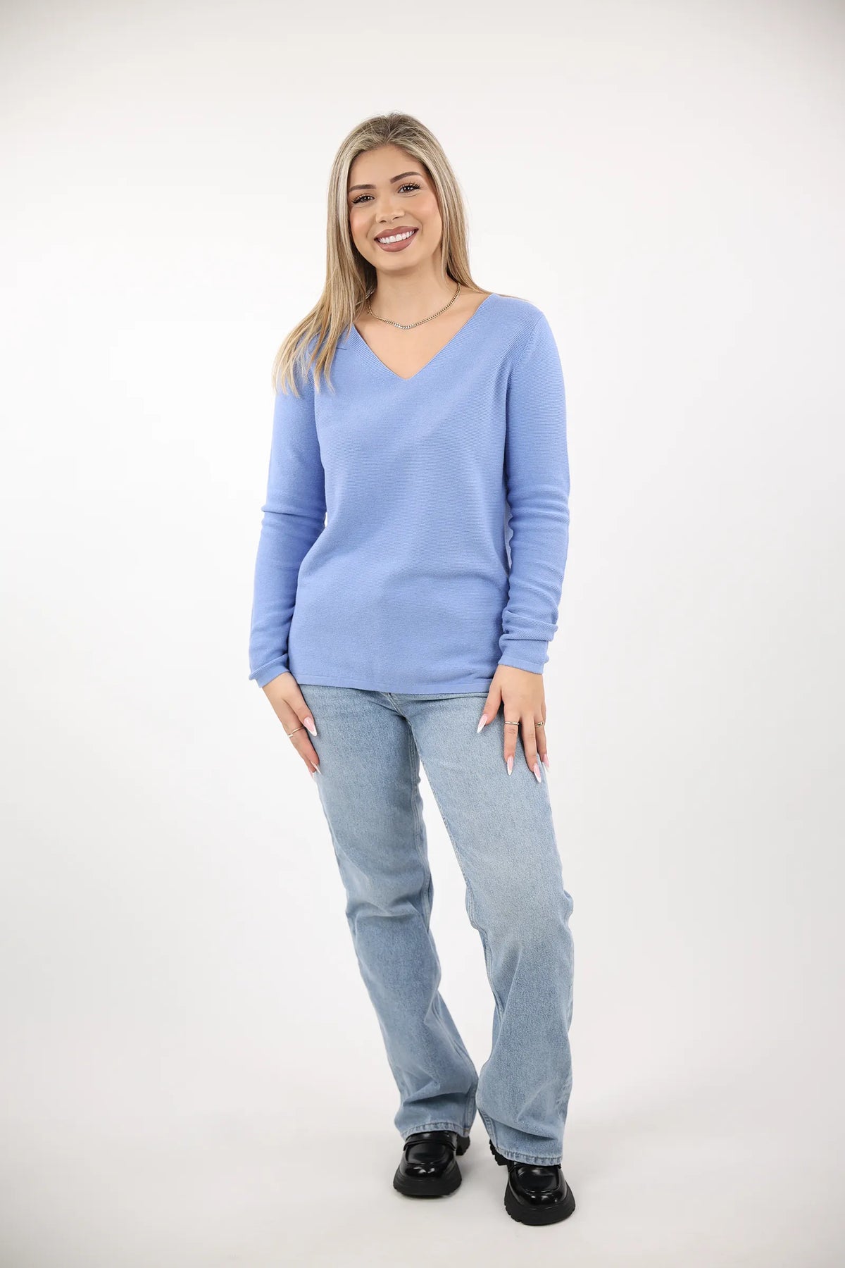 Xhemper v neck