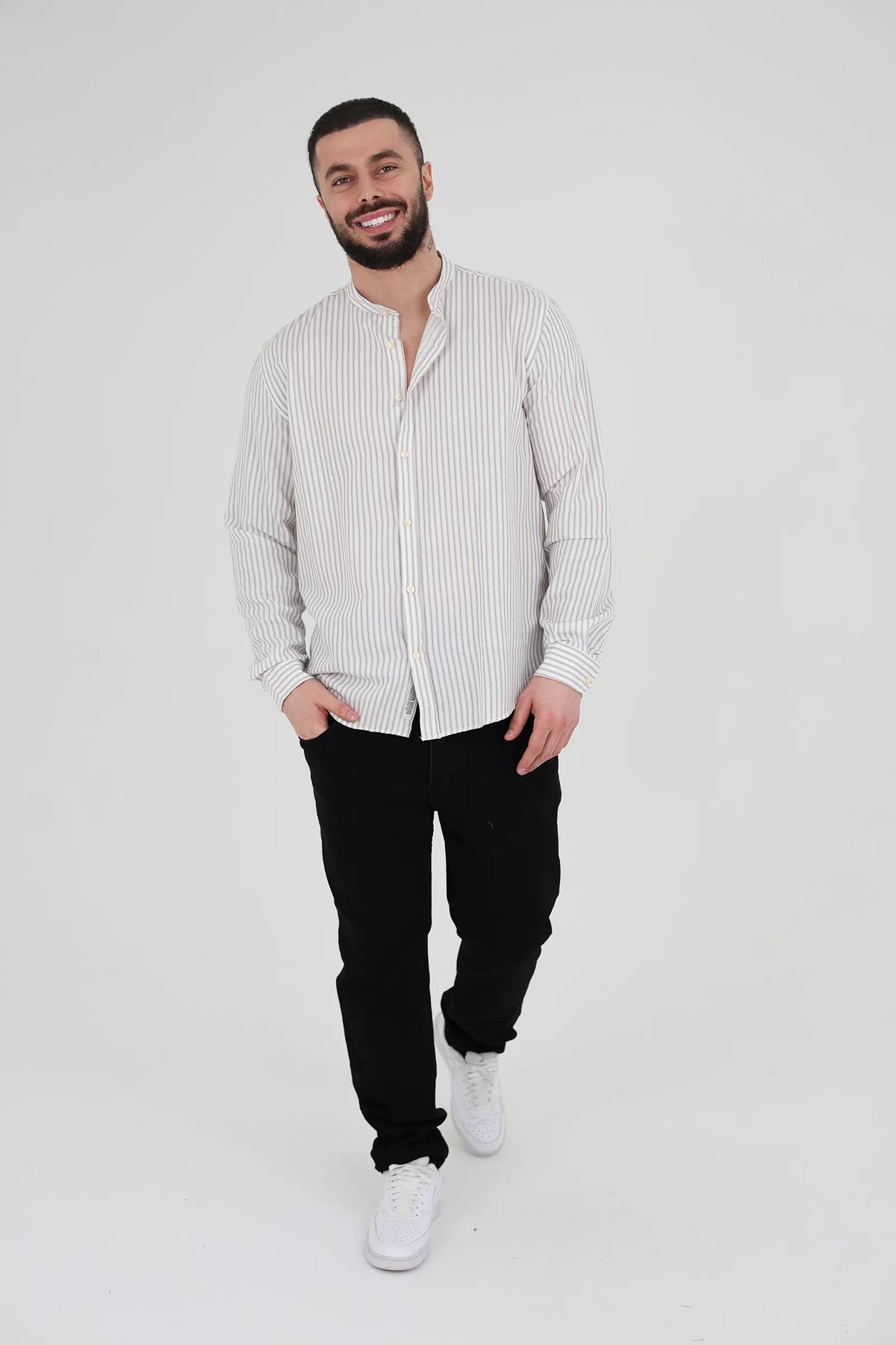 Kemishe collarless