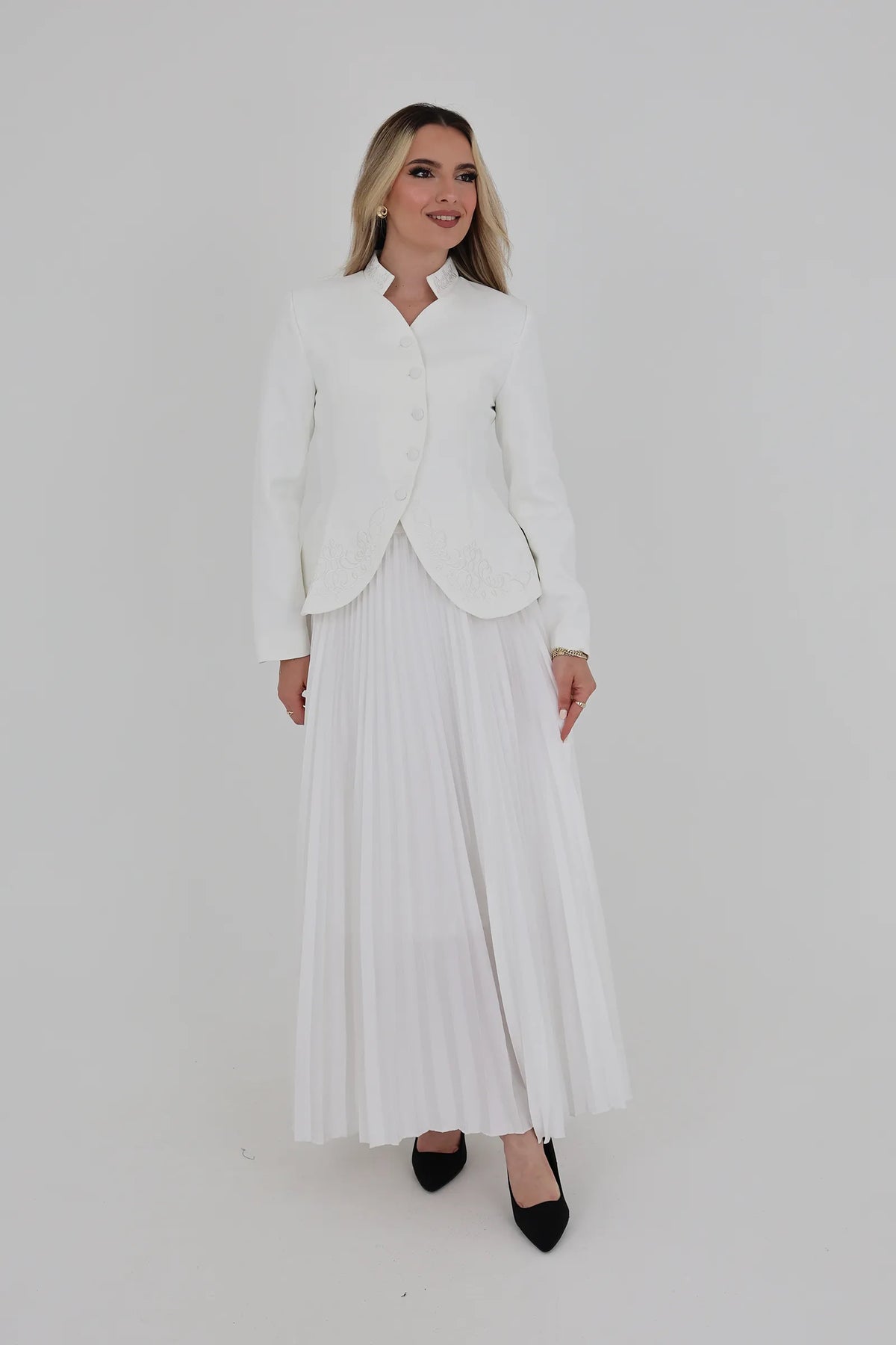 Set flowy pleated