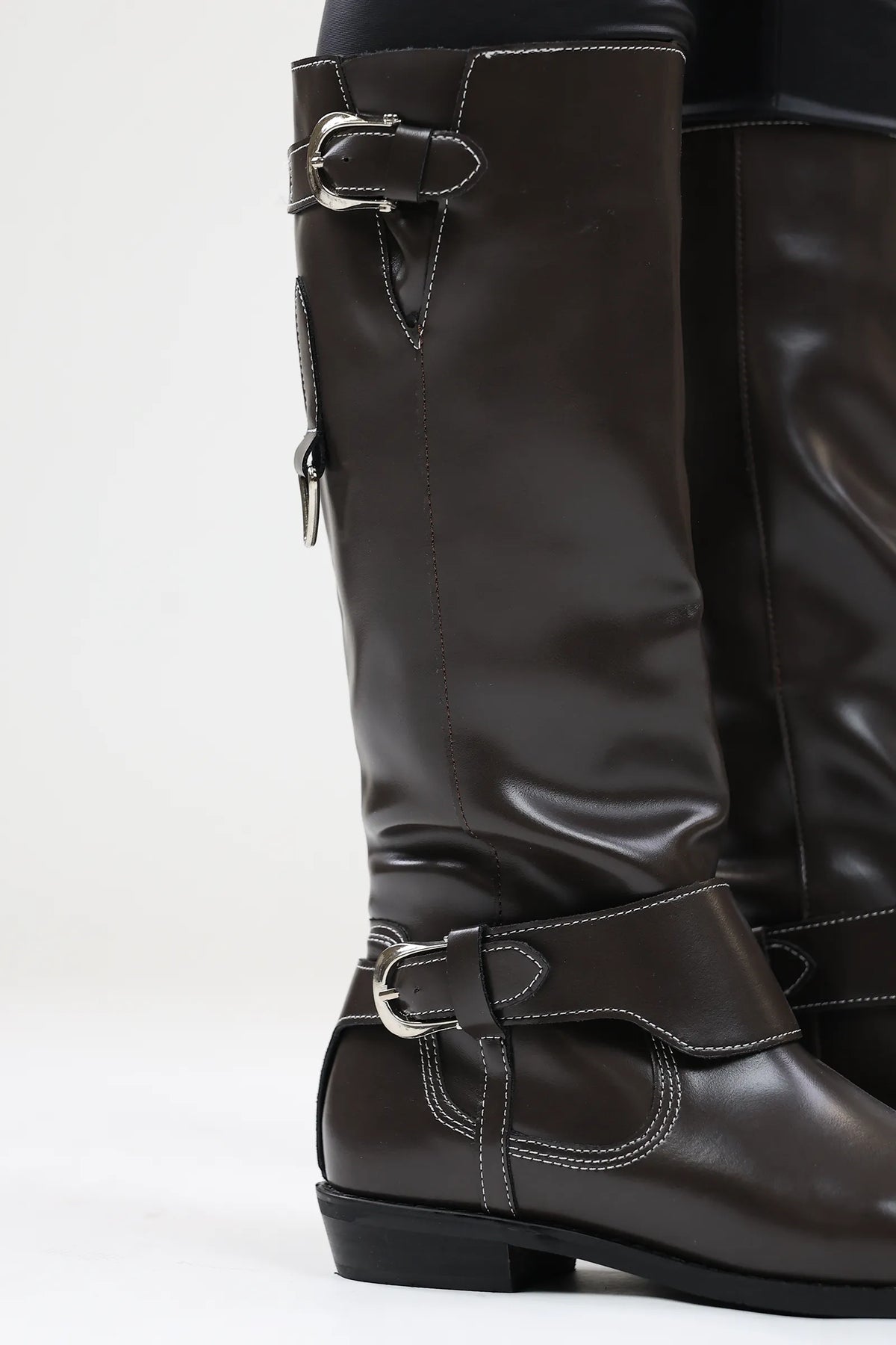 Çizme black must haves