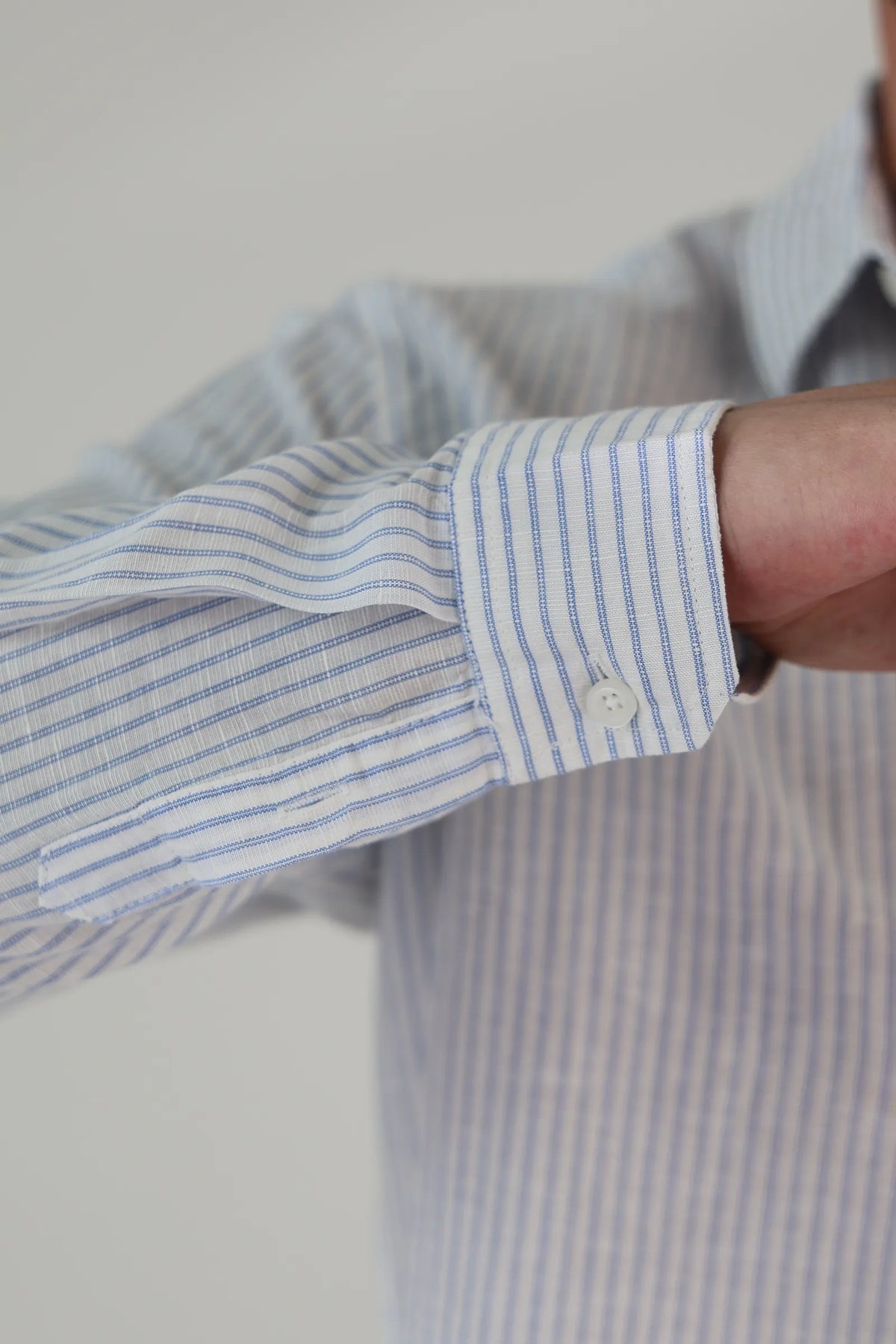 Kemishe blue and white stripe