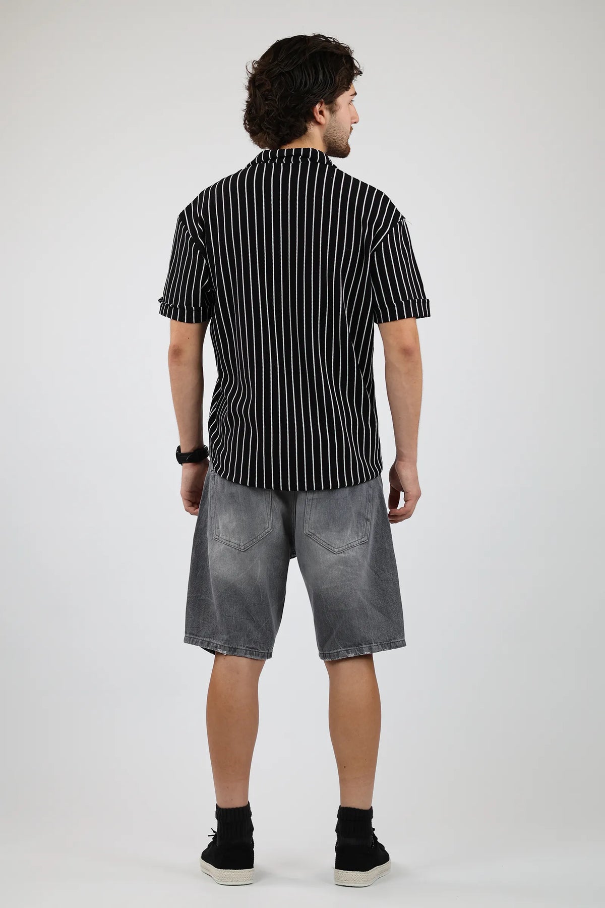 Kemishe modern stripe