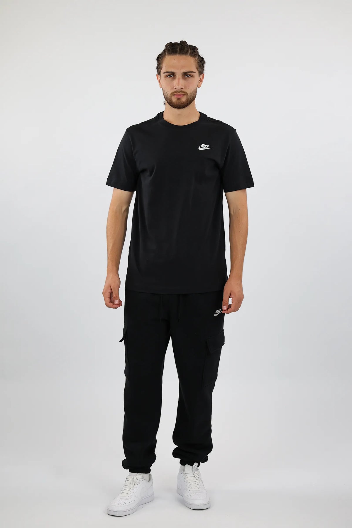 TRENERKA NIKE CLUB FLEECE CARGO FN3805-010
