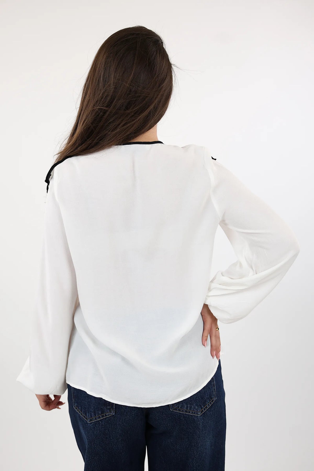 Kemishe ruffle