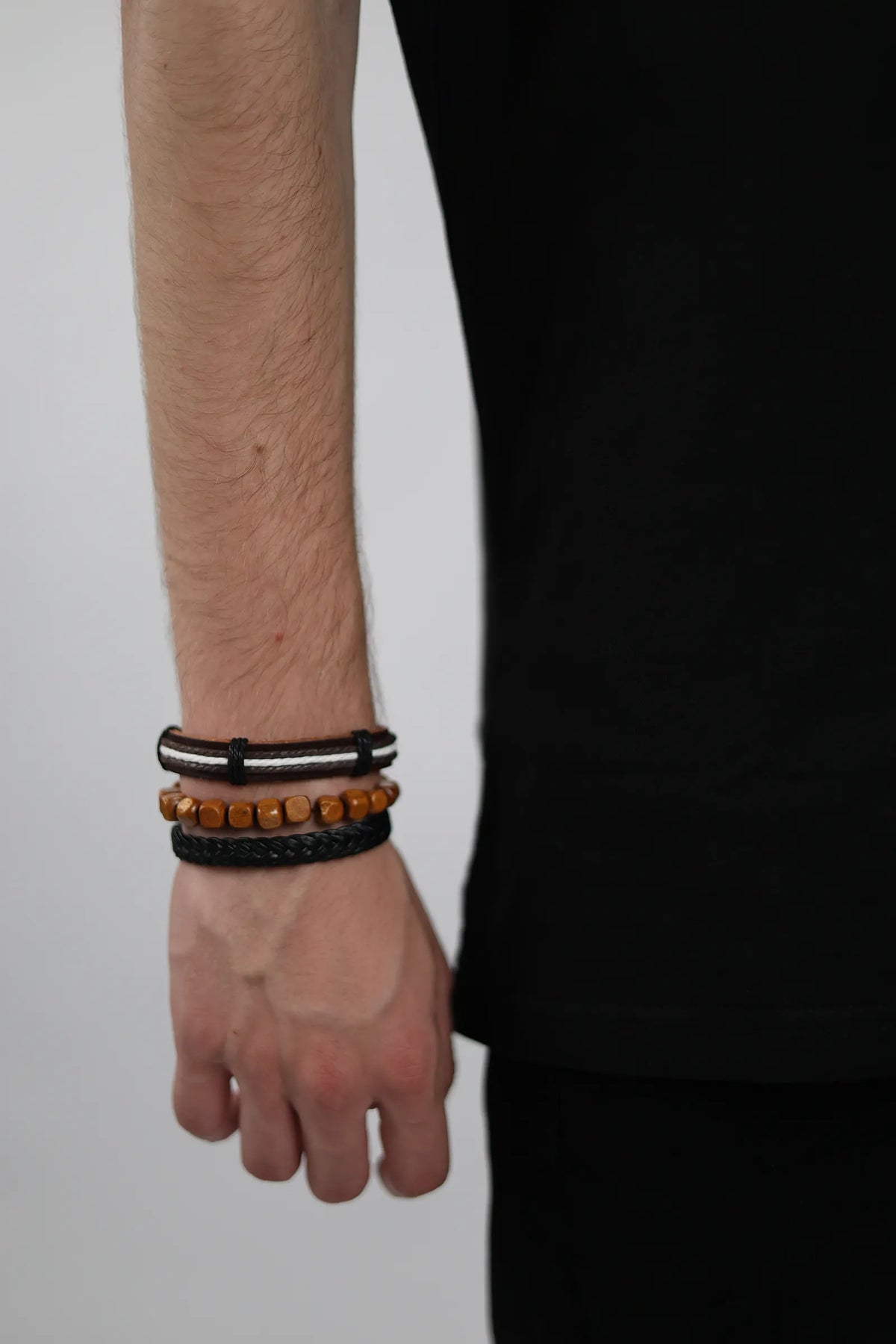 Aksesor black brown leather