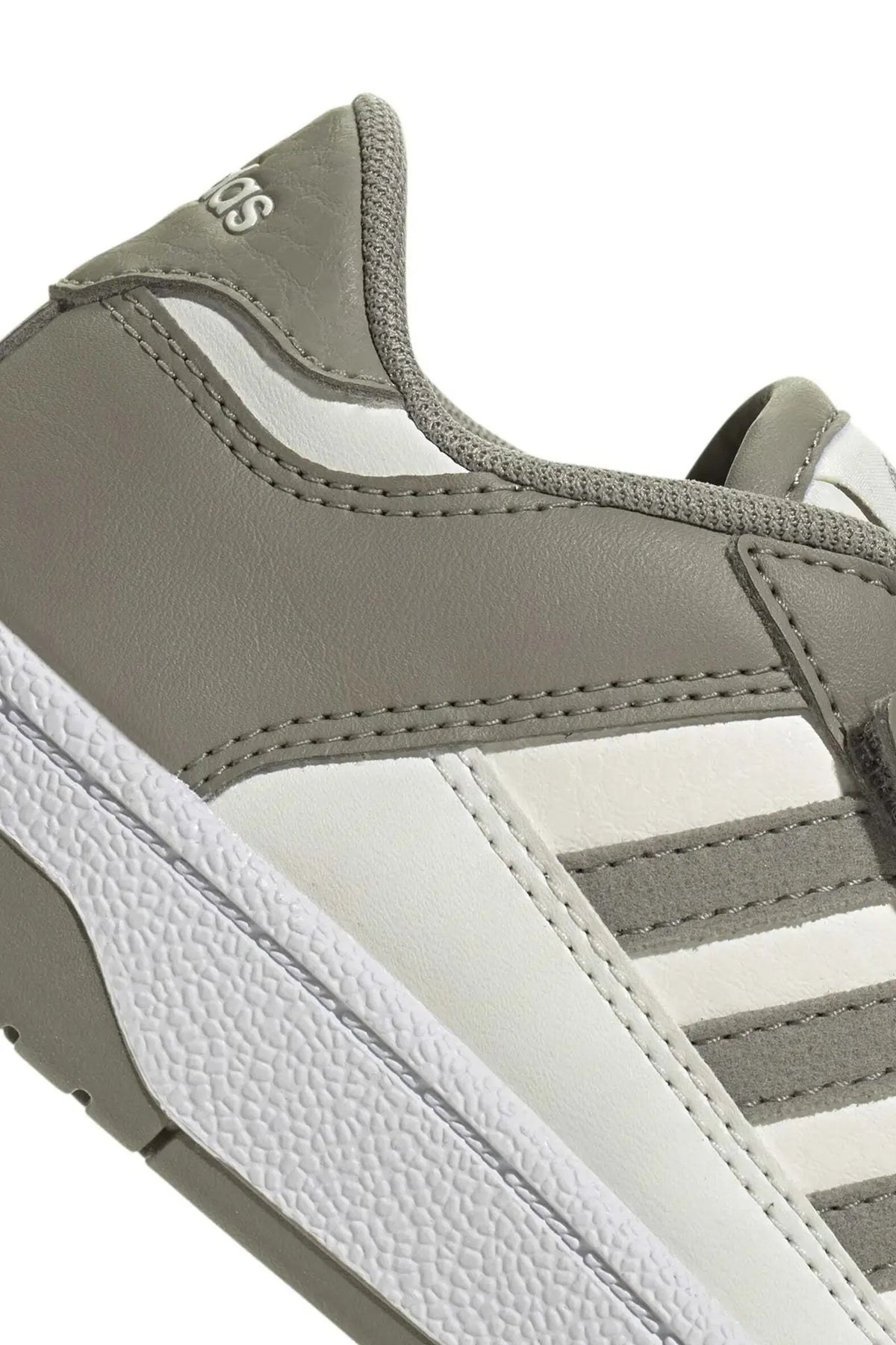 Adidas rapid court JP7653