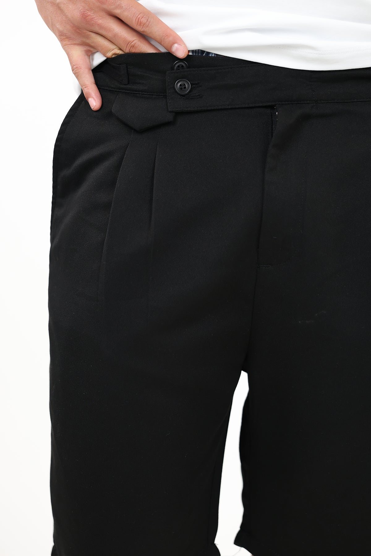 Pantallona belted