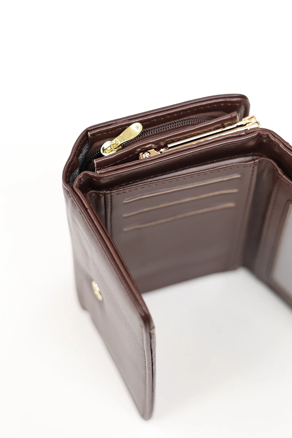 Kulete small brown clasp