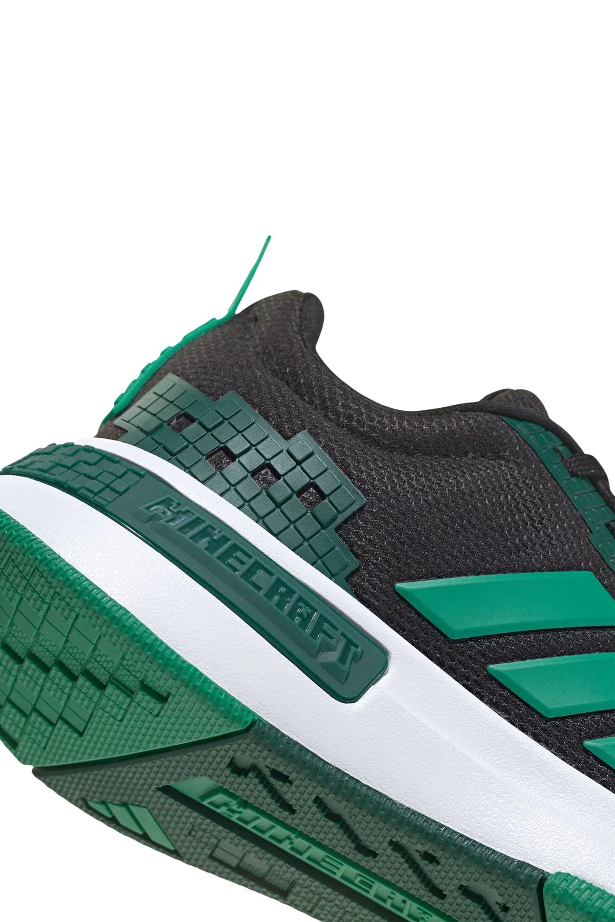 Adidas minecraft pro J KK4636