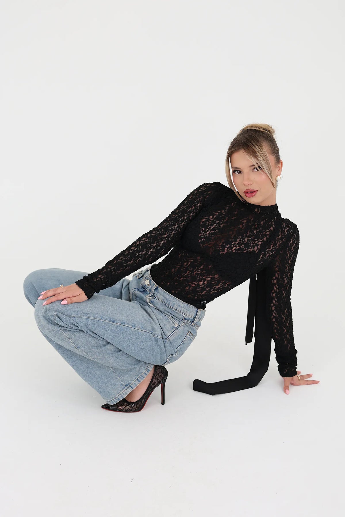Bluze sheer lace