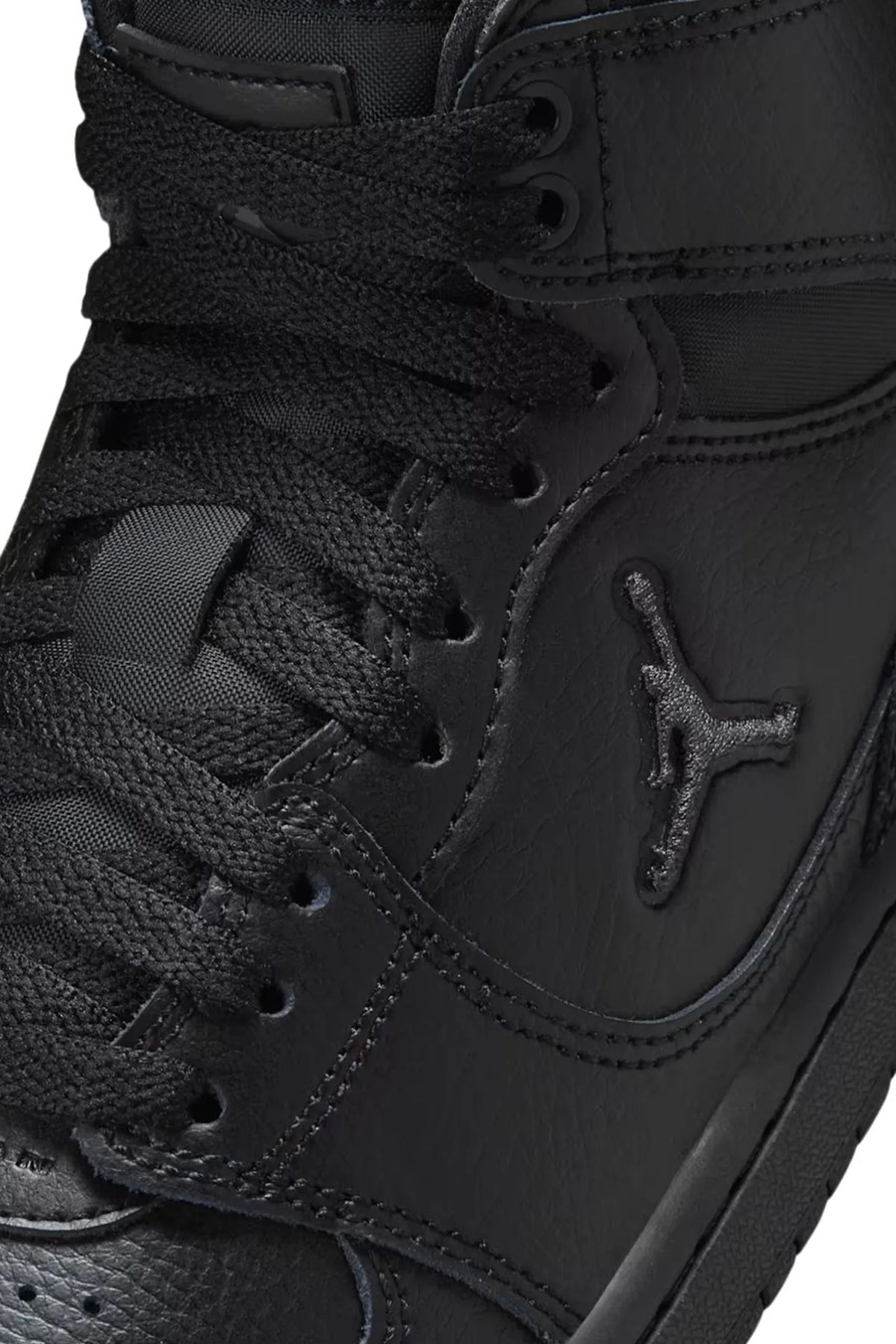 Jordan court connect mid IQ7694-002