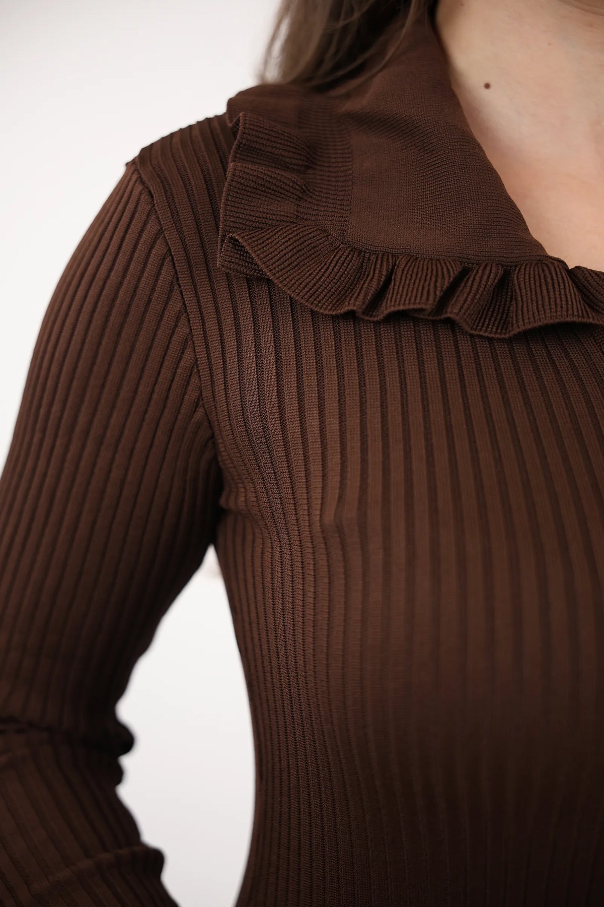 Fustan knit ruffle
