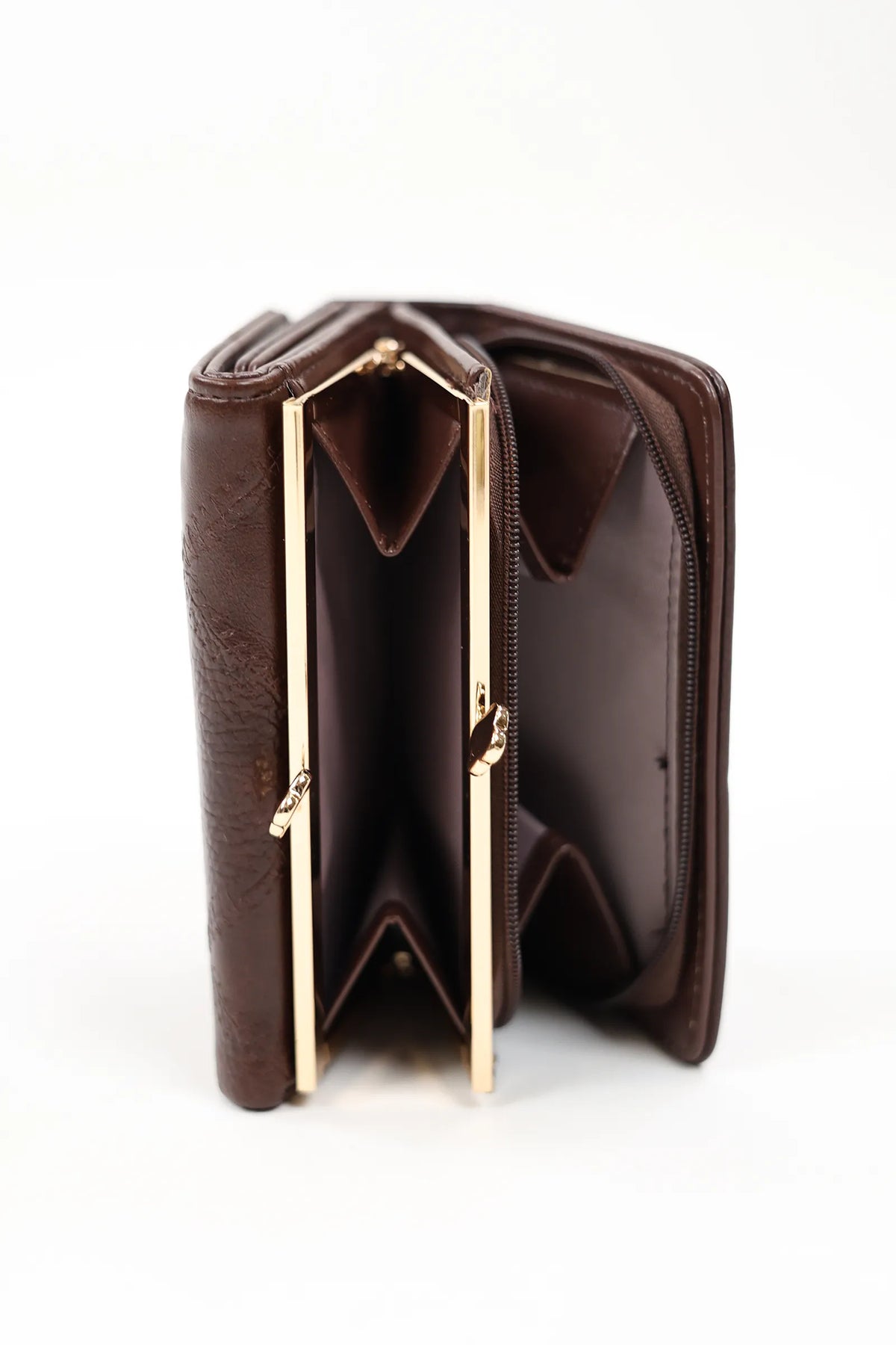 Kulete small brown clasp