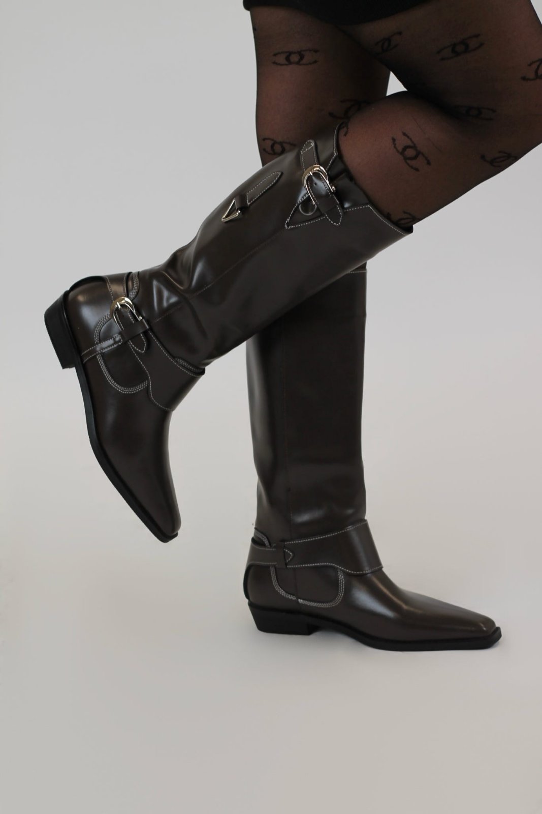 Çizme black must haves
