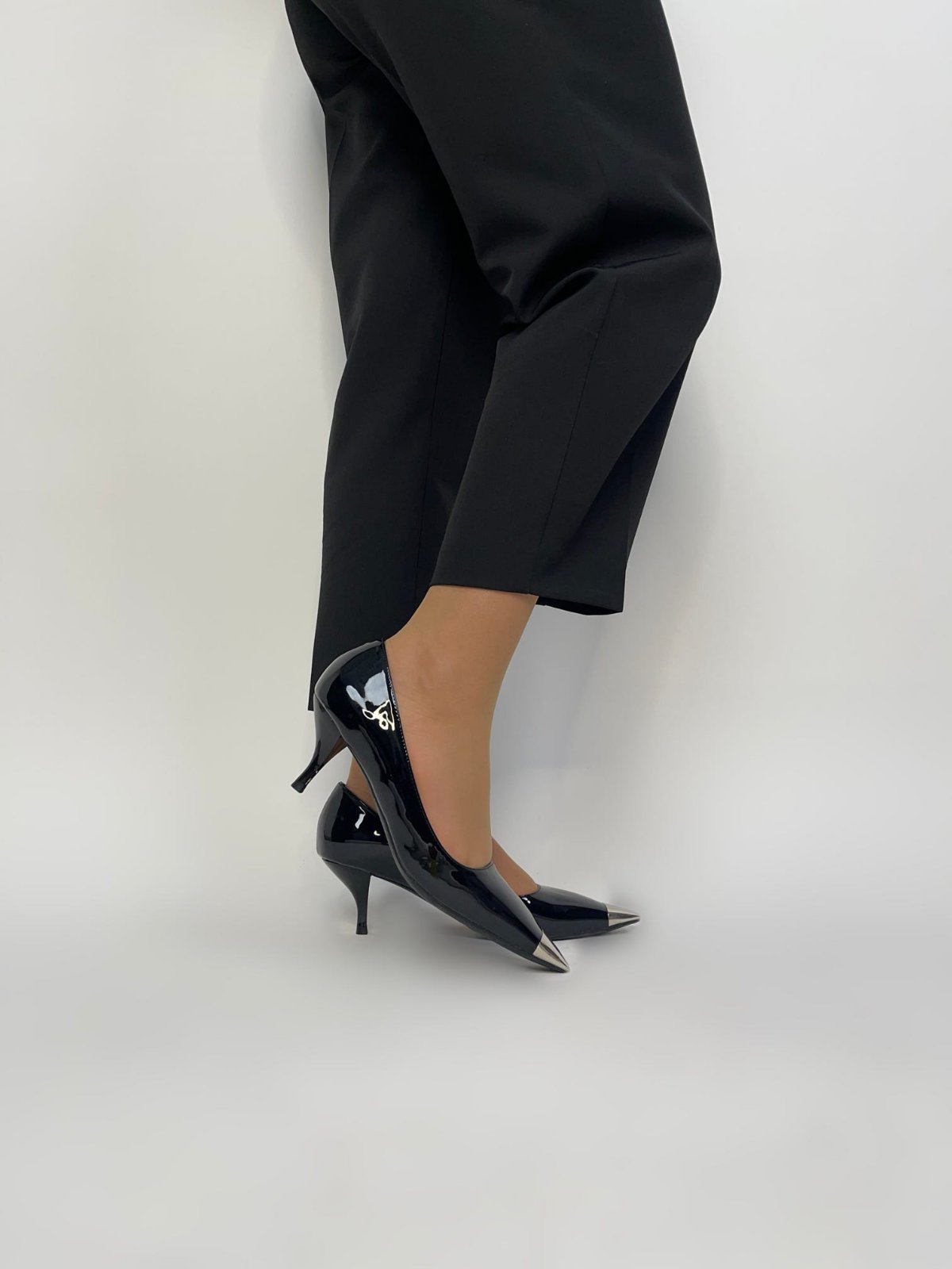 Kepuce mid heel shiny