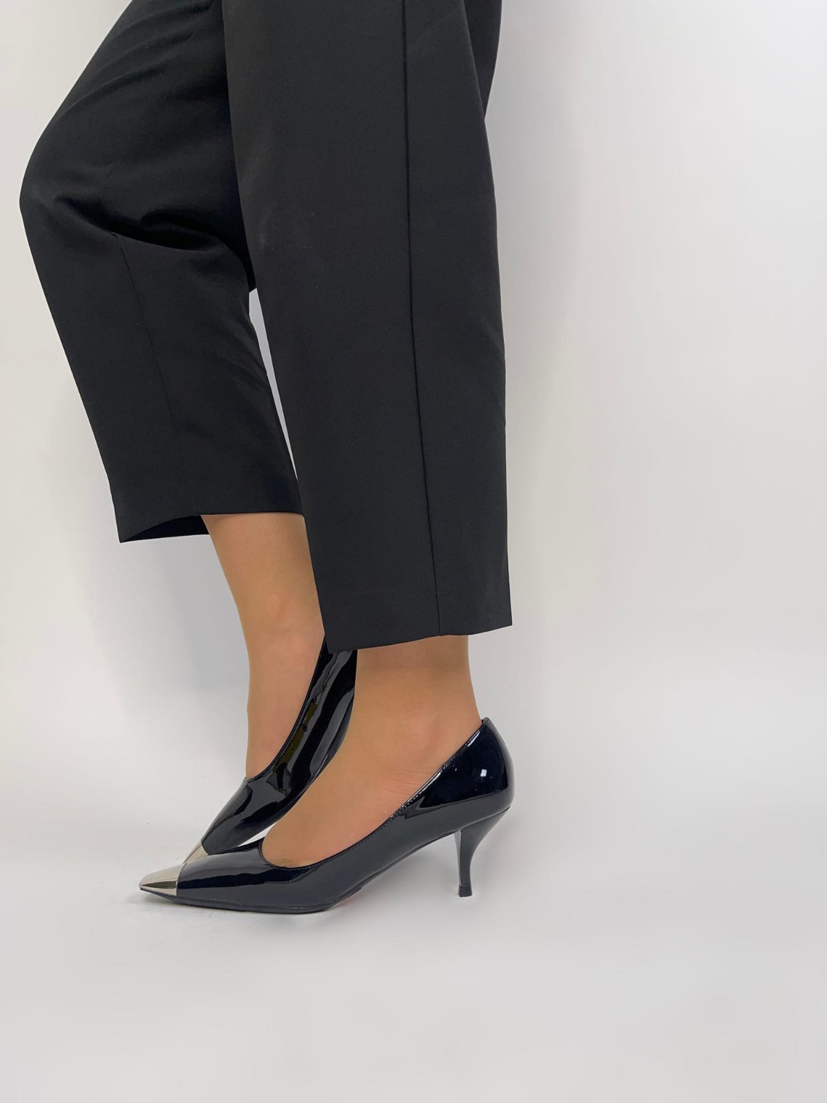 Kepuce mid heel shiny