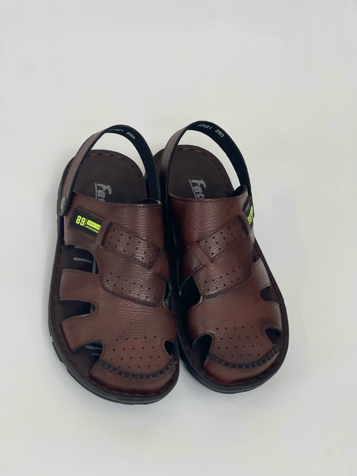 Sandale  closed toe