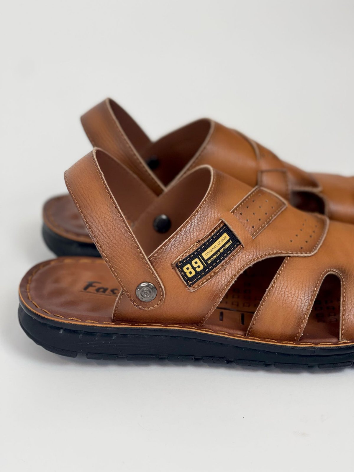 Sandale  closed toe